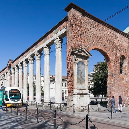 Tropical Micro Studio With Terrace And Duomo Views Mailand Exterior foto