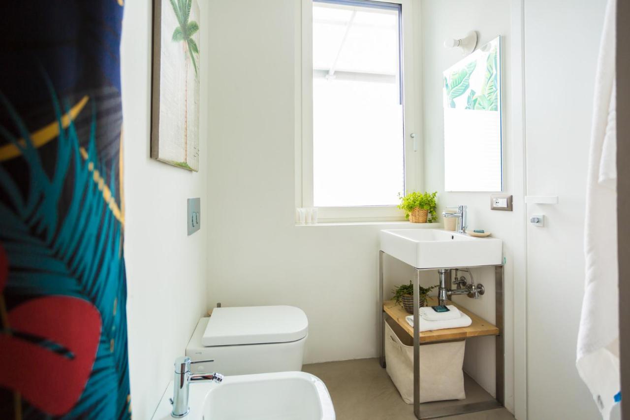 Tropical Micro Studio With Terrace And Duomo Views Mailand Exterior foto